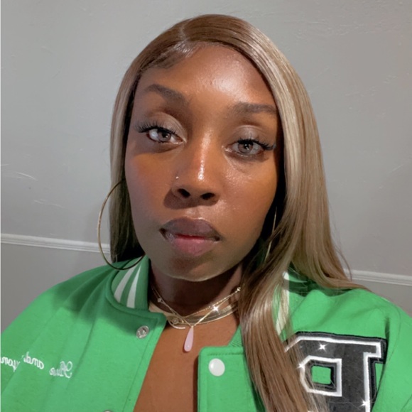 Meet your Posher, Syreeta - Picture 5 of 8